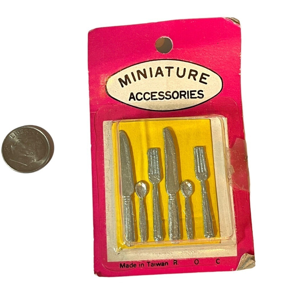 FINELY CRAFTED Silverware Flatware MINIATURE DOLLHOUSE ACCESSORY 1970s NEW
